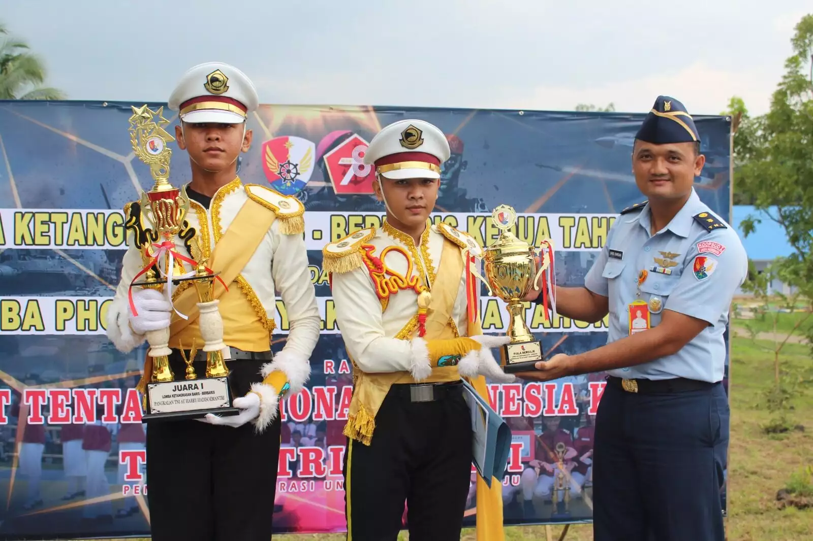 Penutupan Lomba Keterampilan Baris Berbaris Kedua Memperebutkan Piala Bergilir Danlanud Cup